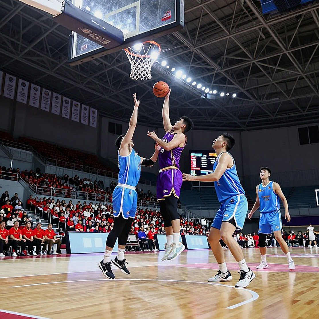 लेचे पर 2-0: जुवेंतुस को तीन अंक मिले, डेटा को सिर्फ़ एक मैच लेचे पर 2-0: जुवेंतुस को तीन अंक मिले, डेटा को सिर्फ़ एक मैच